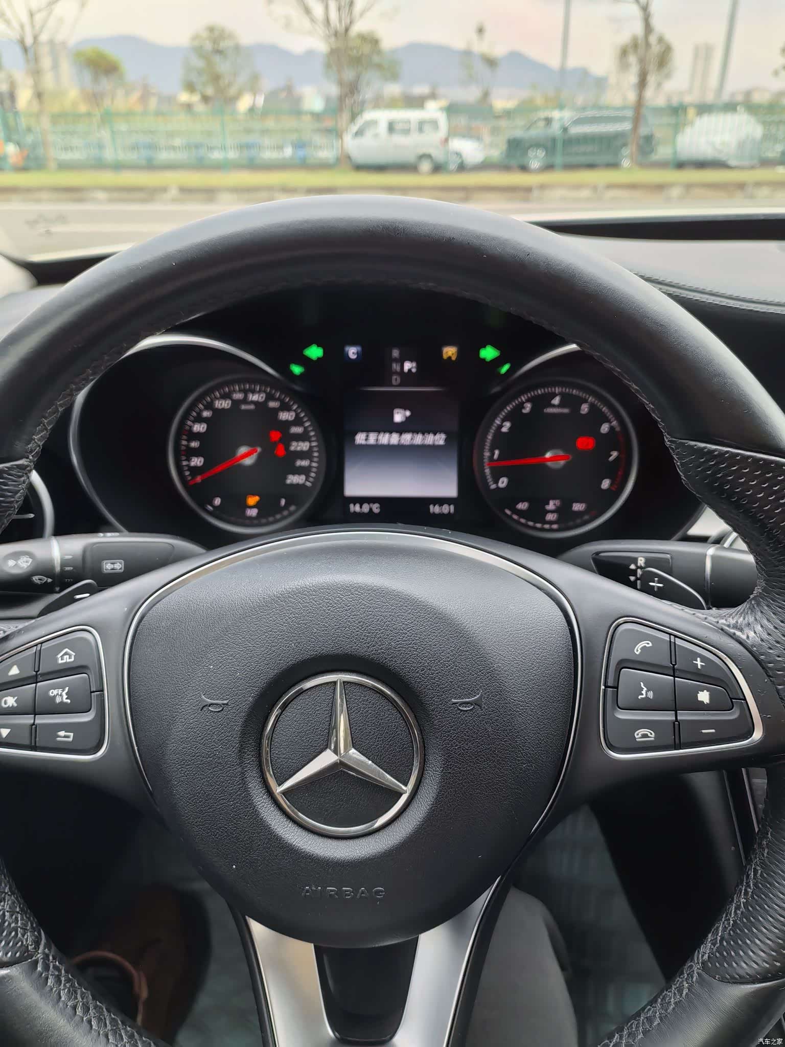 Mercedes-Benz C-Class, 2015 19