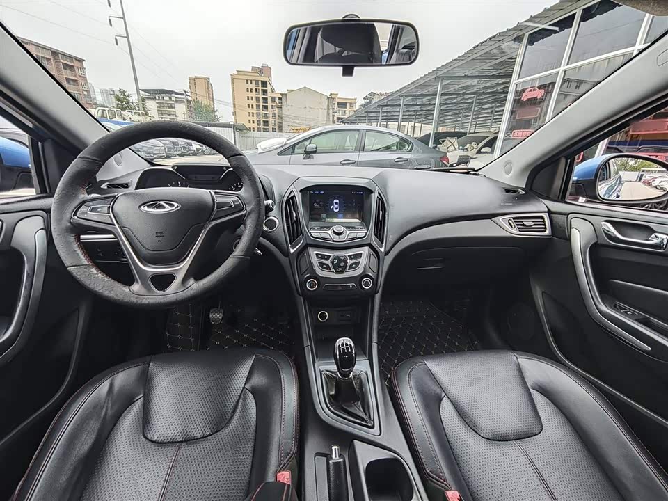 Chery Arrizo 5