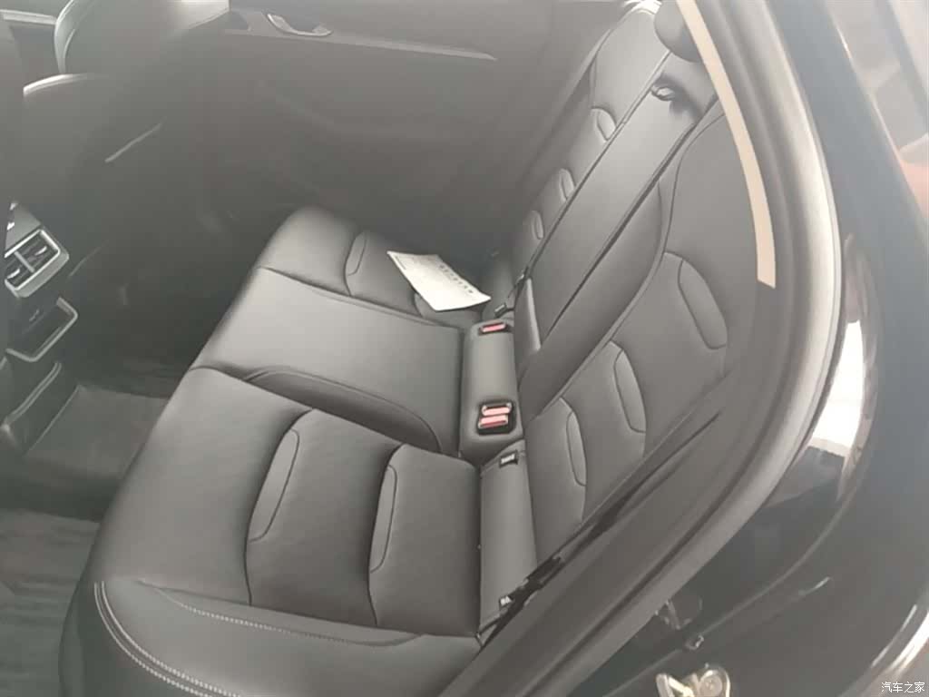 Geely Preface, 2022 17