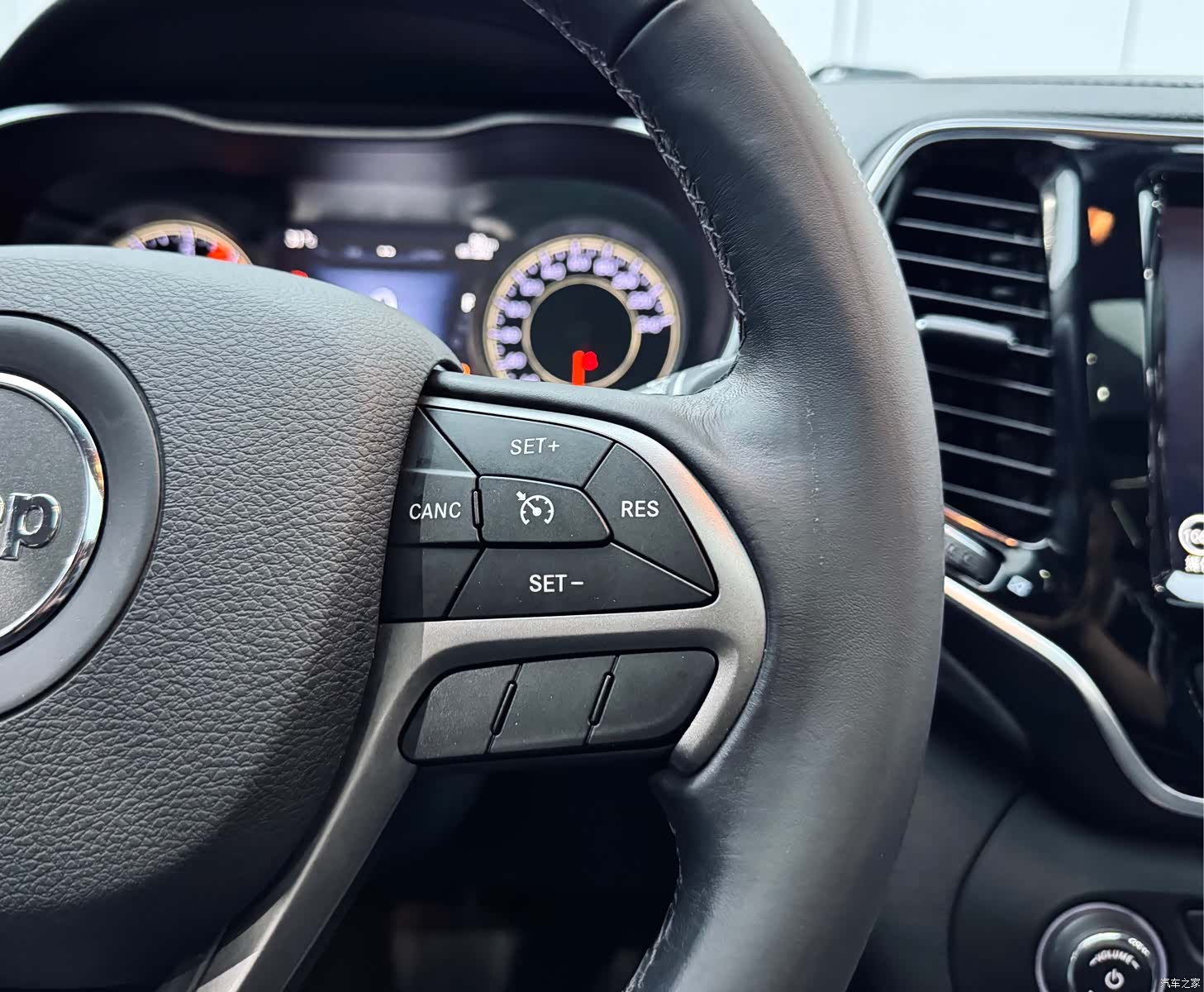 Jeep Cherokee, 2020 22