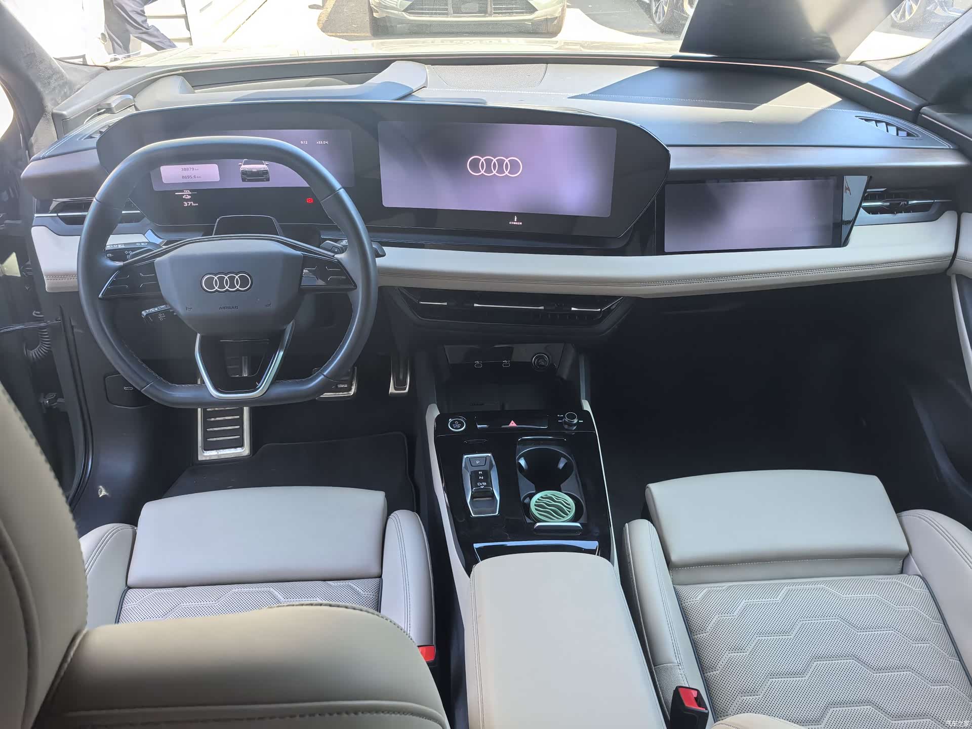 Audi e-tron, 2025 7