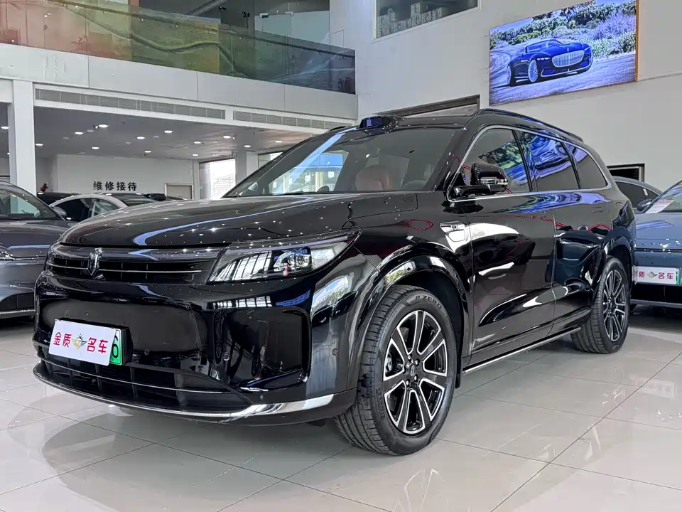 AITO Ask the world M7