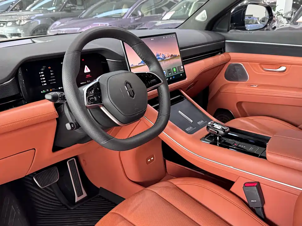 AITO Ask the world M7