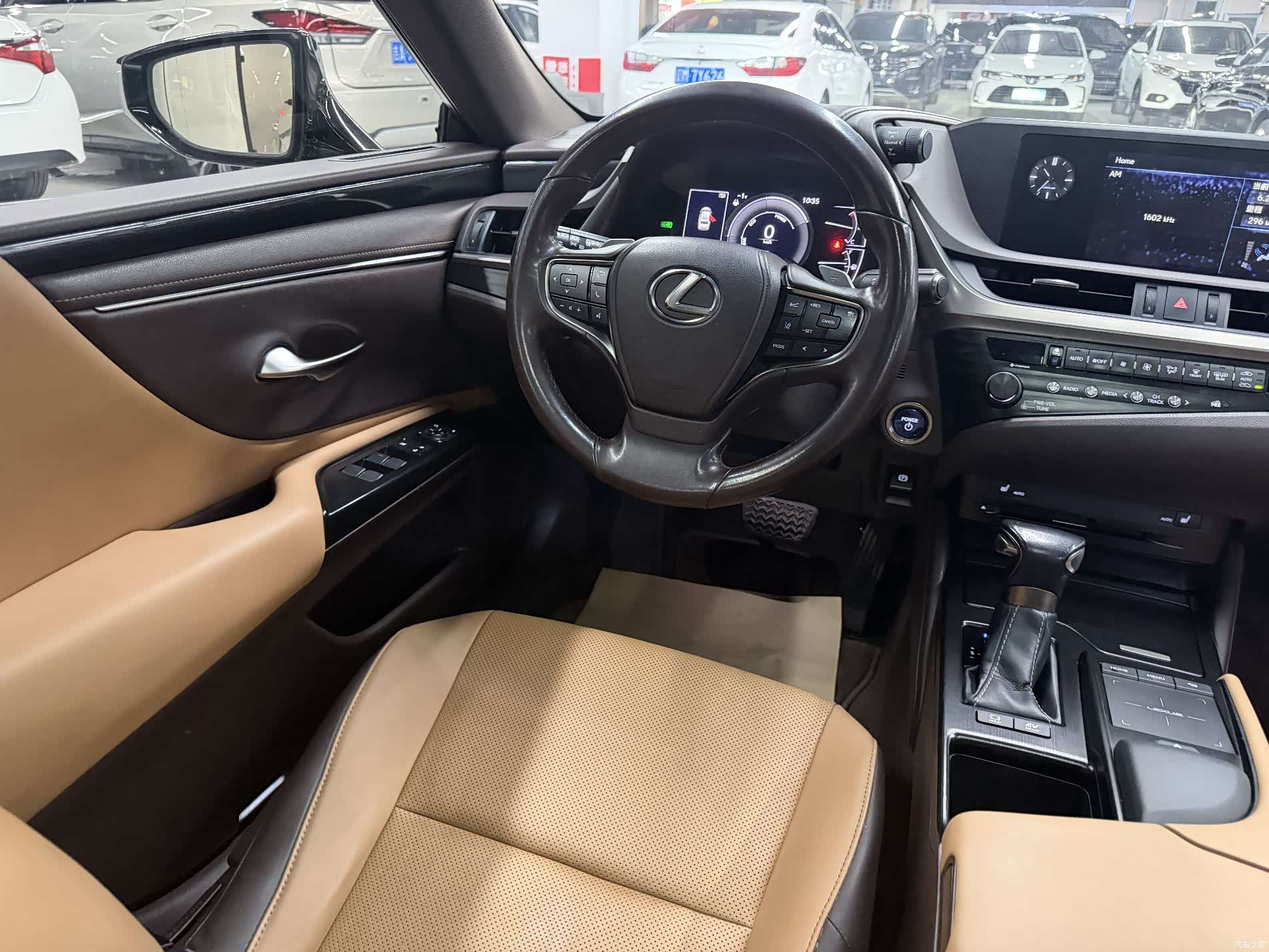 Lexus ES, 2020 12