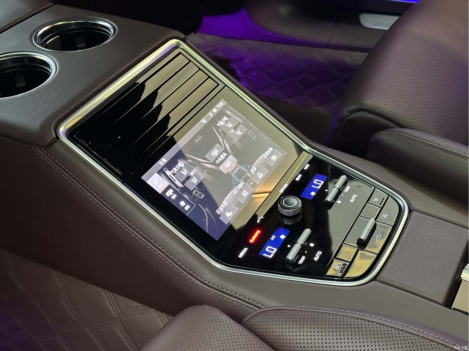 Porsche Panamera, 2018 13