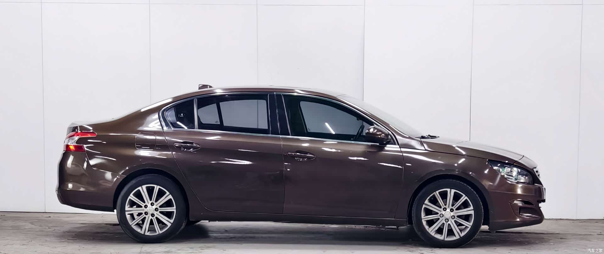 Peugeot 408, 2015 8