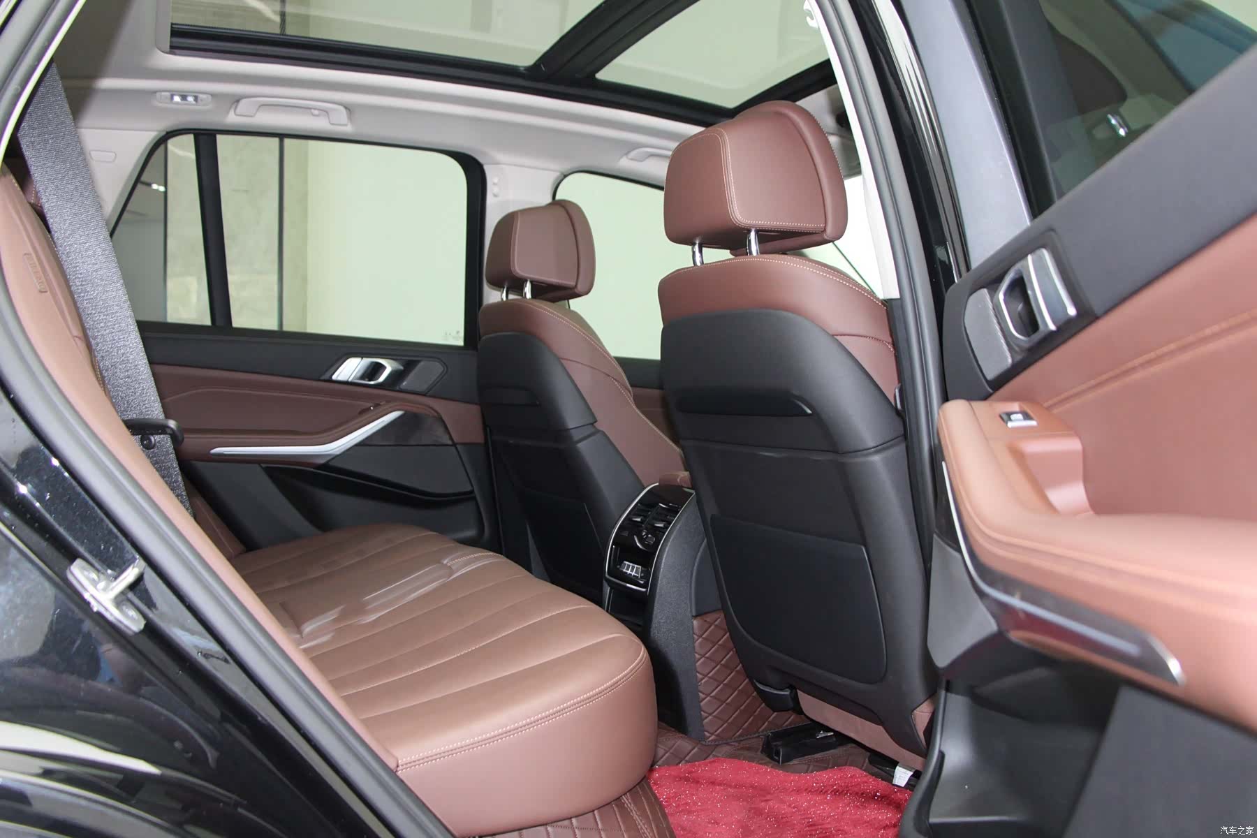 BMW X5, 2021 9
