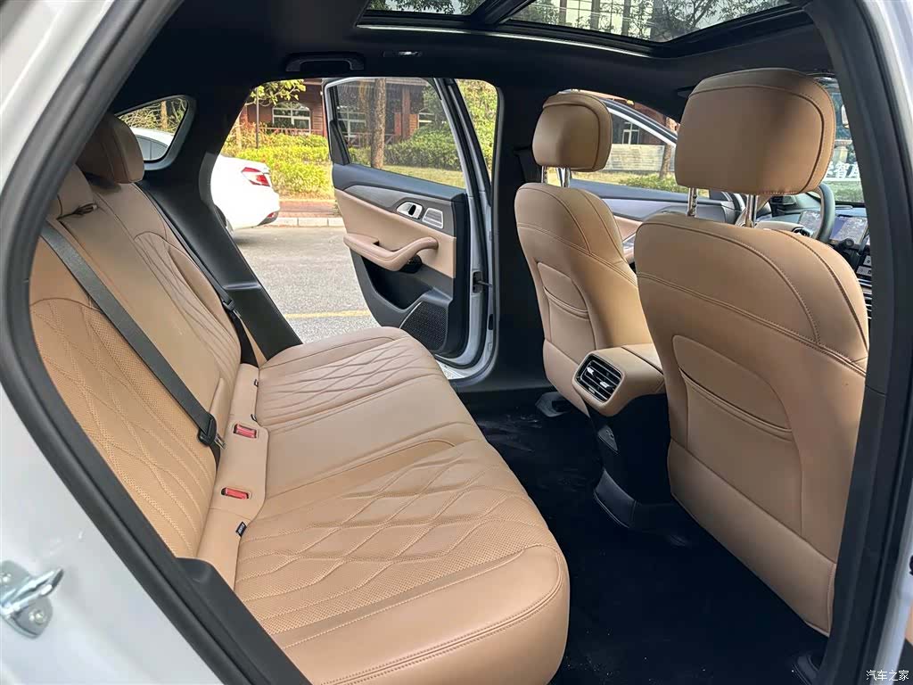 Geely A7, 2025 12