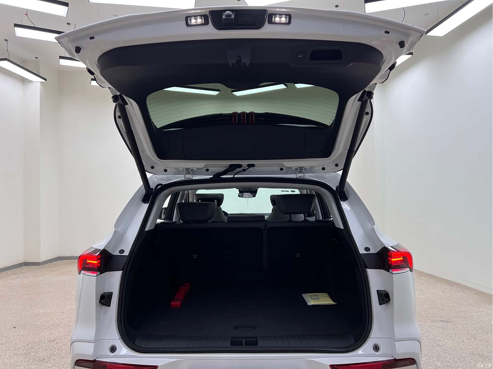 Buick E5, 2025 31