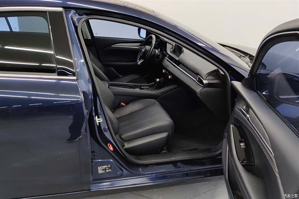 Mazda Atenza, 2022 8