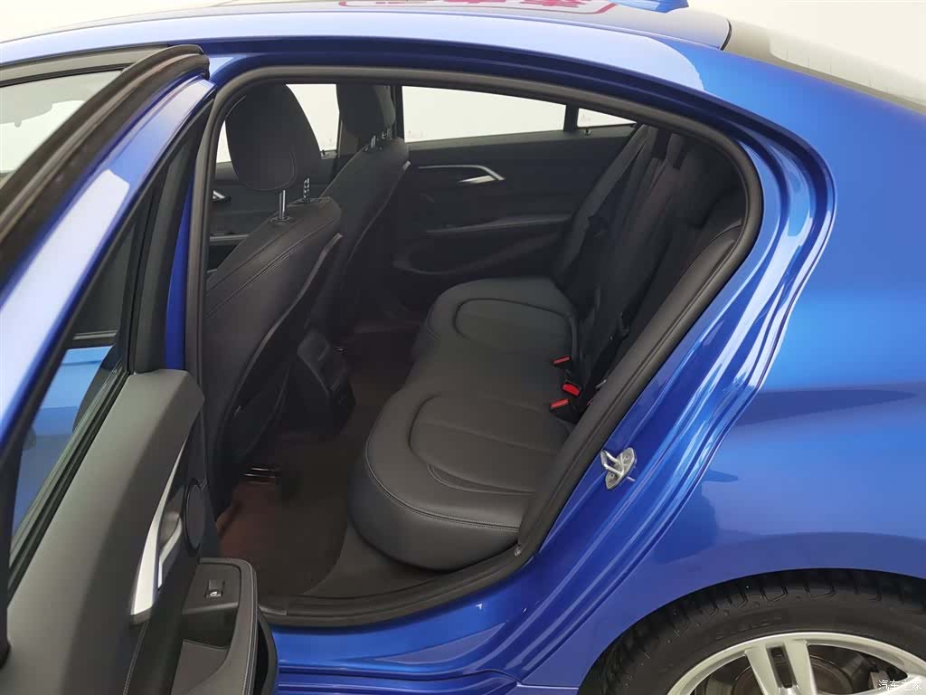 BMW 1 Series, 2020 15