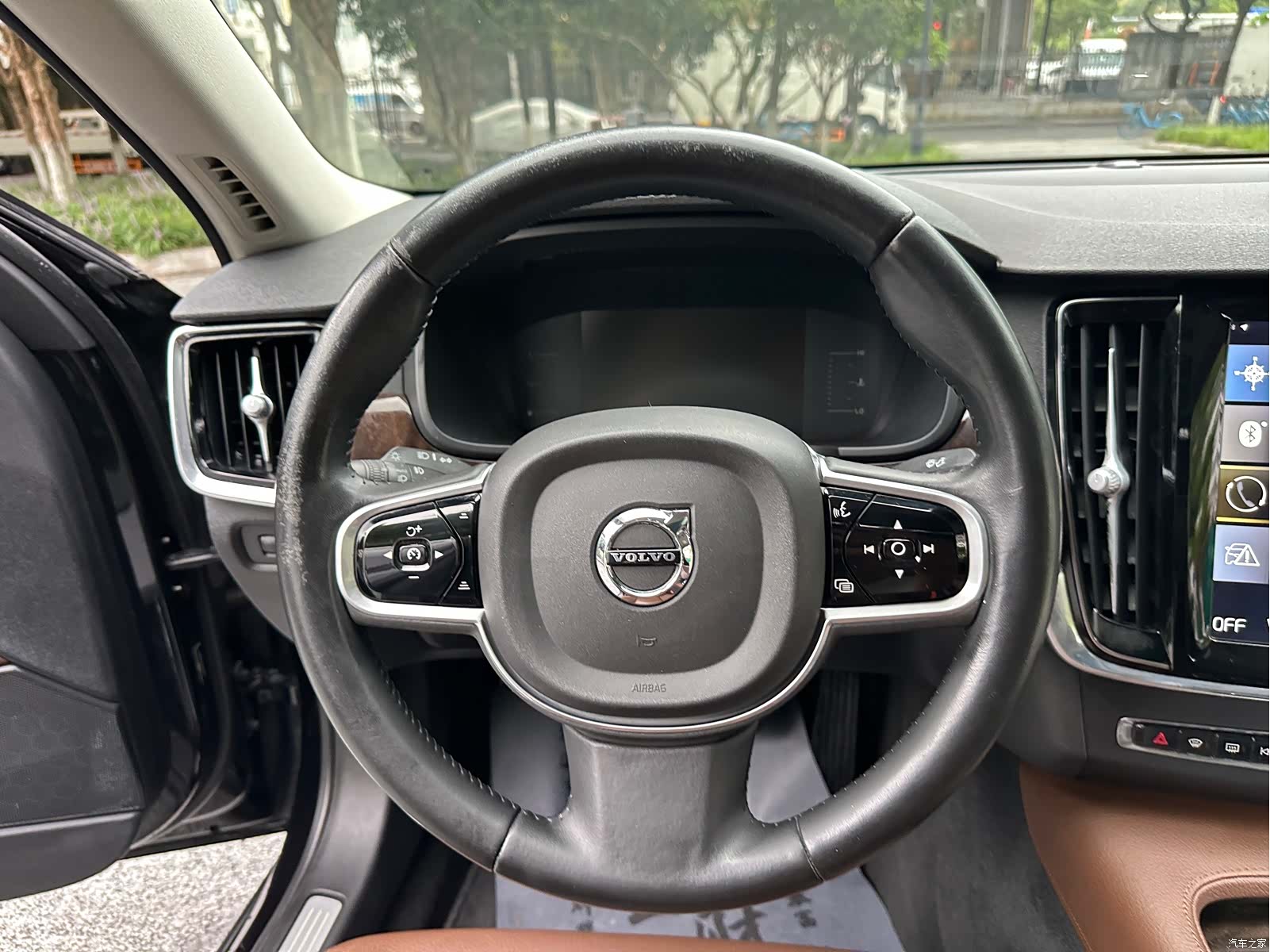 Volvo S90, 2018 16
