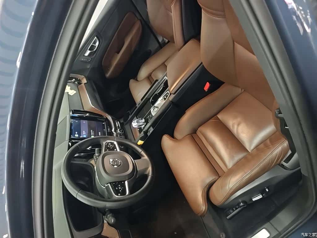 Volvo XC60, 2023 15