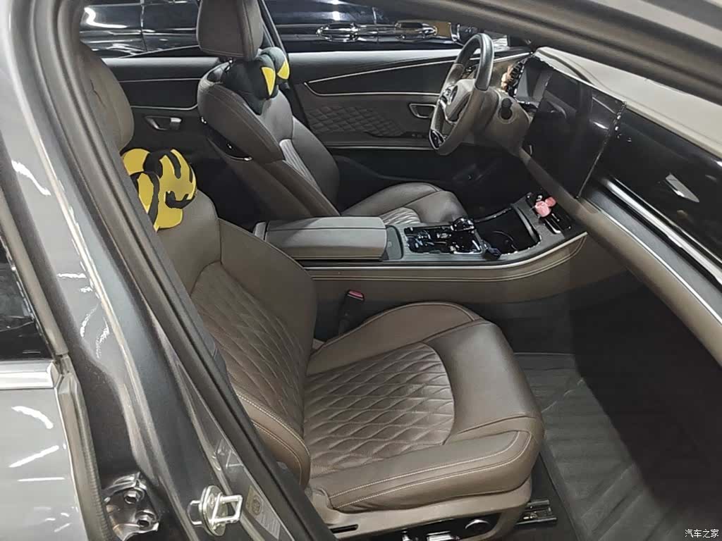BYD Han, 2022 20