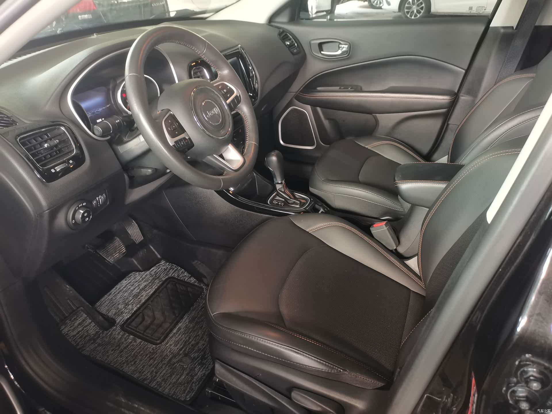 Jeep Compass, 2020 4