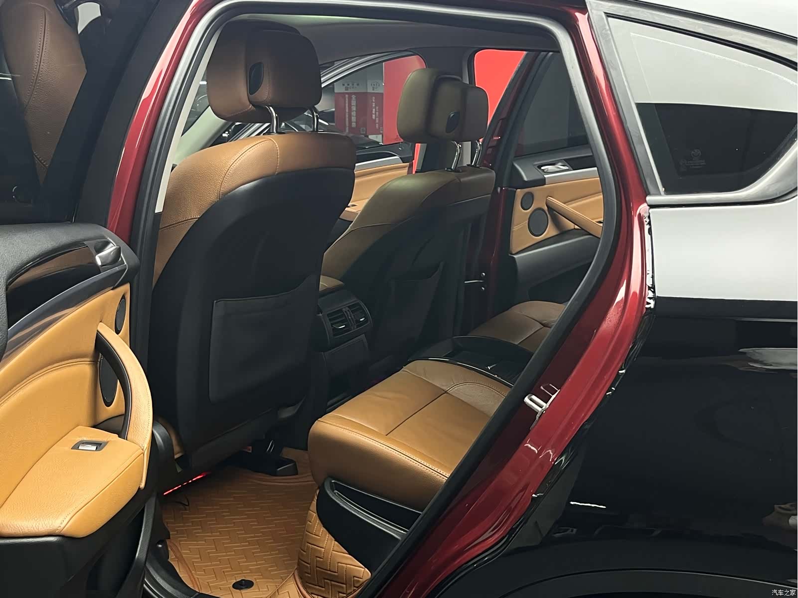 BMW X6, 2013 12