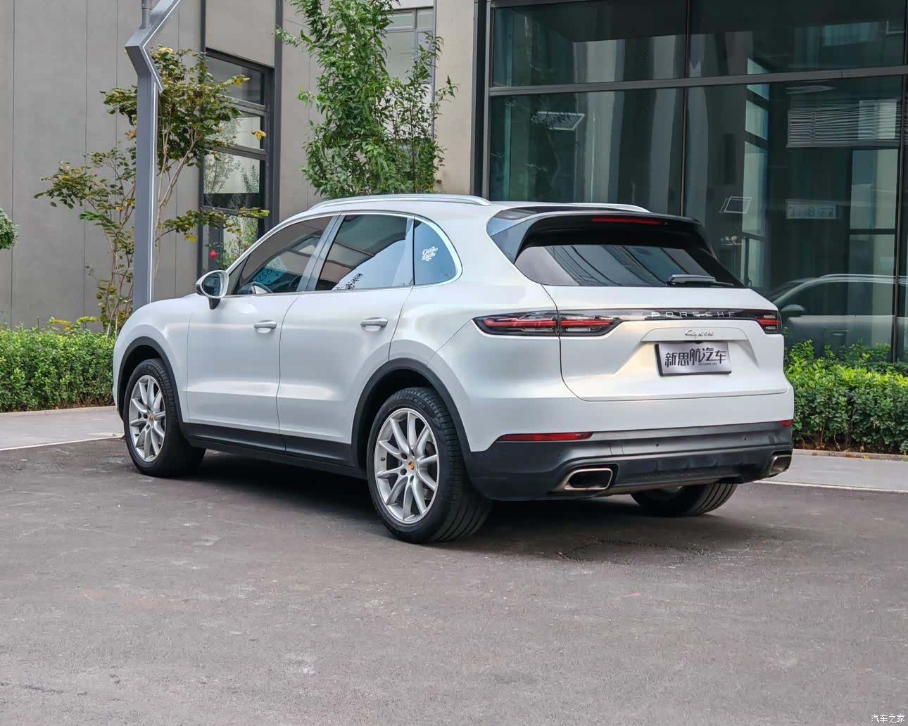 Porsche Cayenne, 2018 все фото