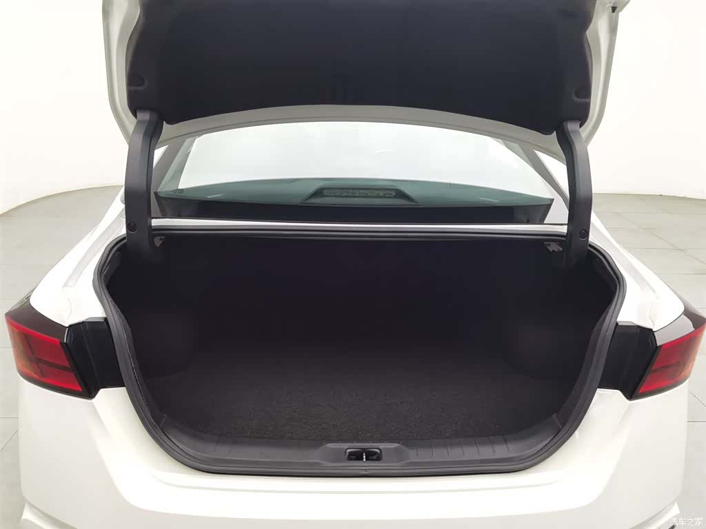 Nissan Teana, 2019 16