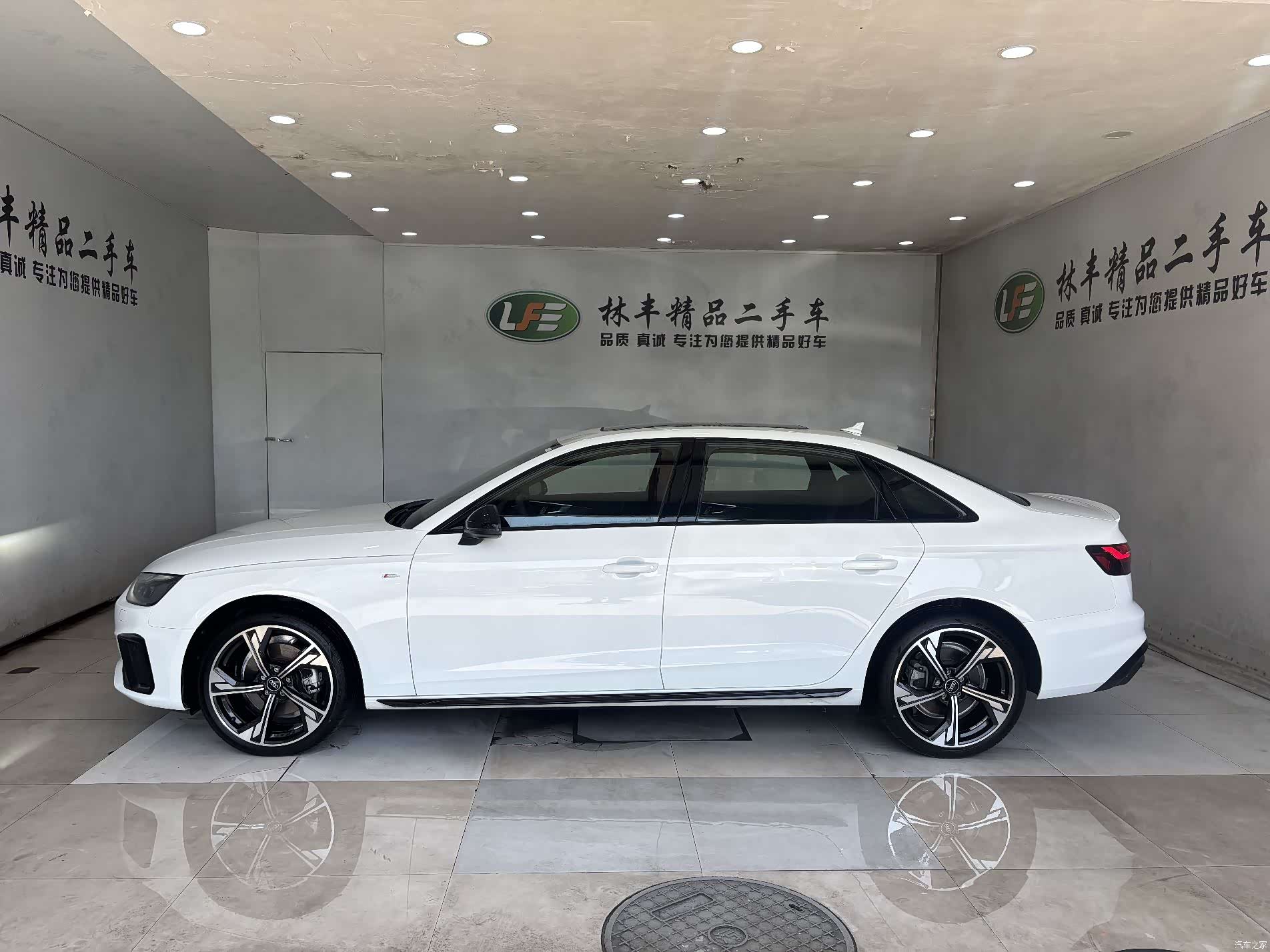 Audi A4L, 2025 все фото