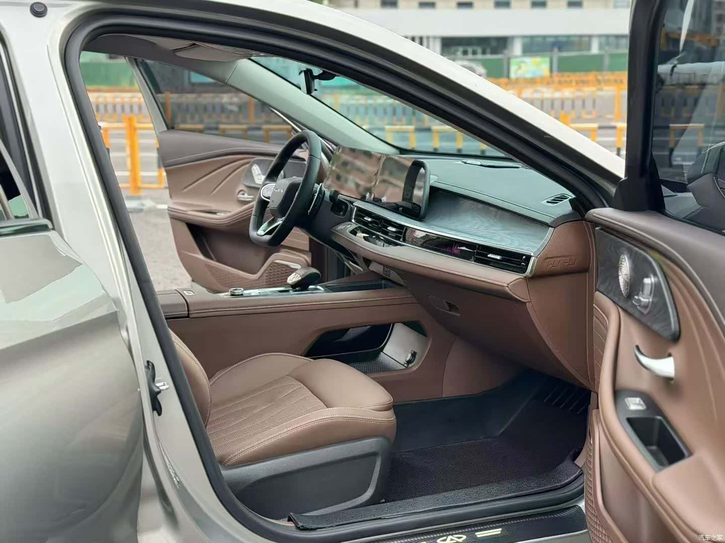 Chery Arrizo 8, 2024 все фото