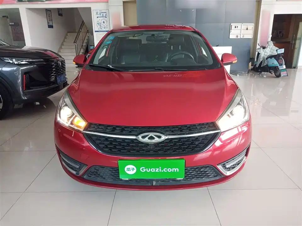 Chery Arrizo 5
