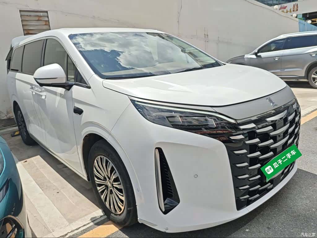 BYD Xia, 2025 4