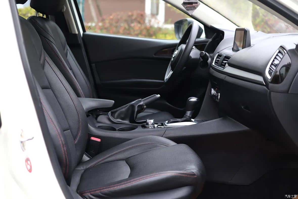 Mazda Mazda3, 2016 6