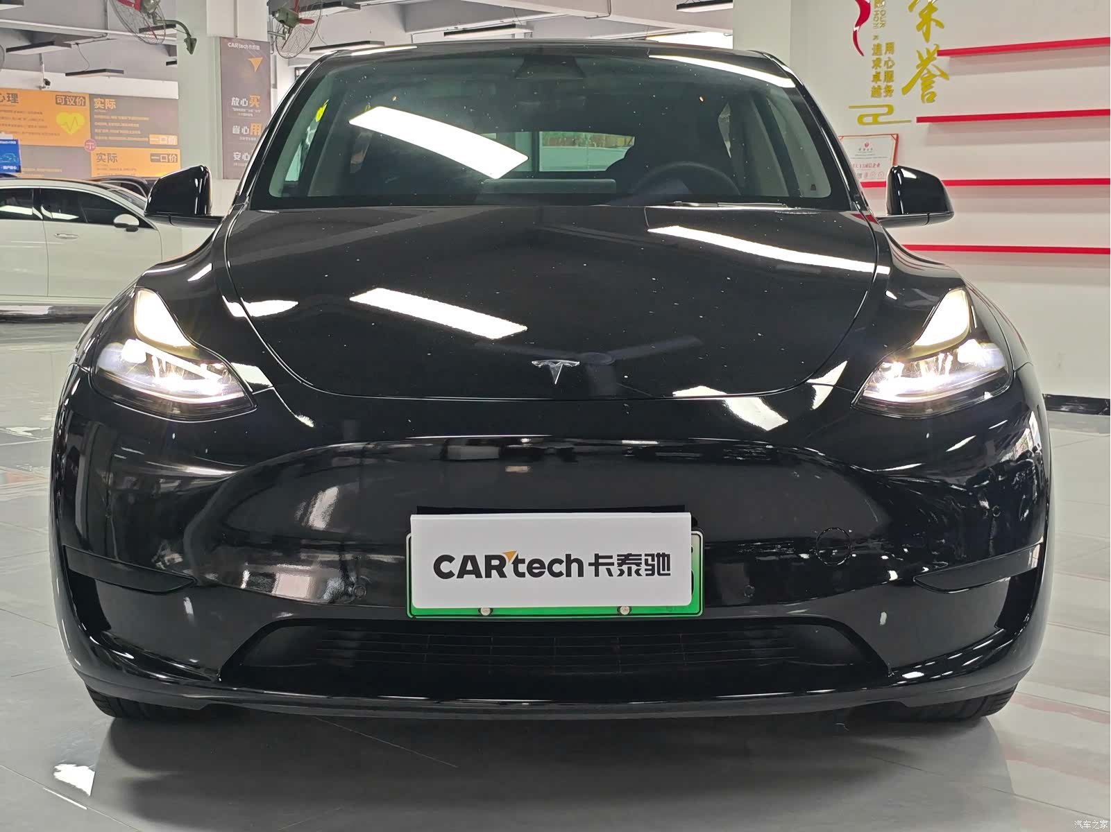 Tesla Model Y, 2022 2
