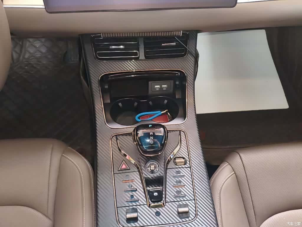 BYD Han, 2021 14