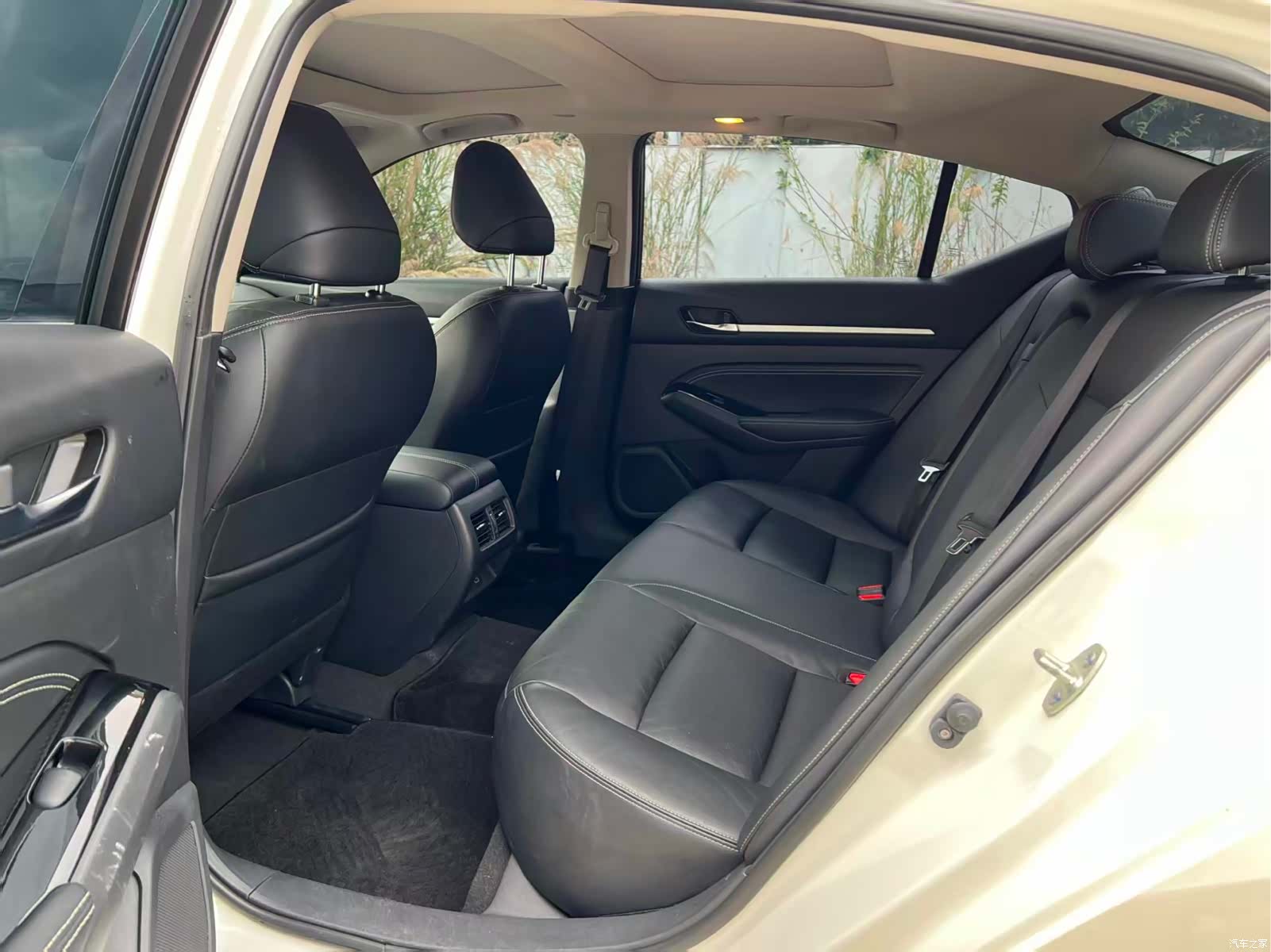 Nissan Teana, 2022 6