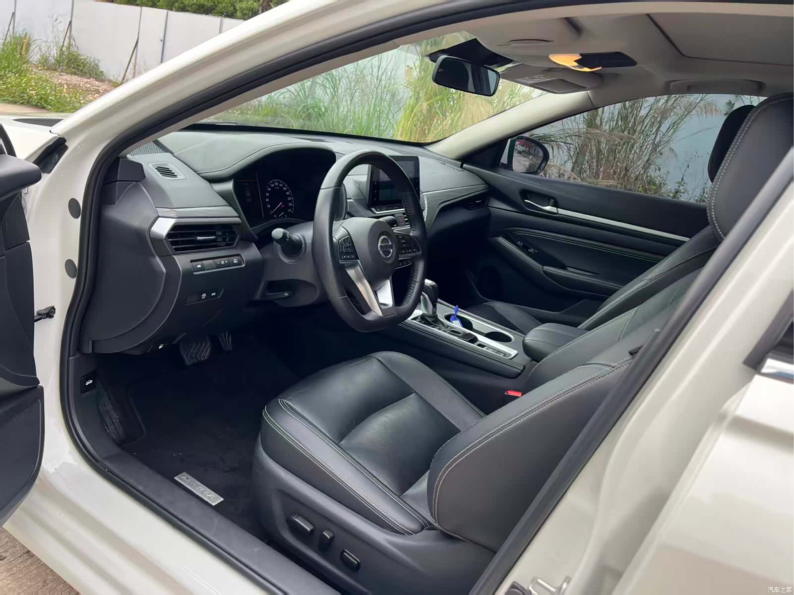 Nissan Teana, 2022 все фото