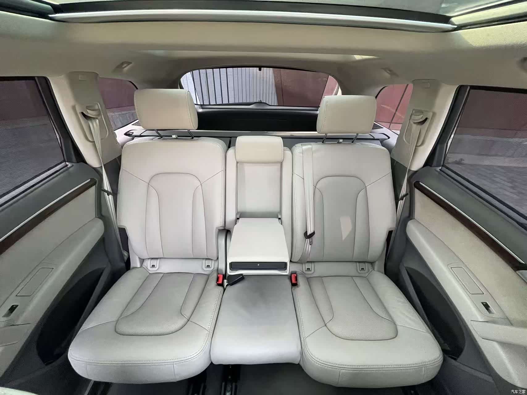Audi Q7, 2011 17