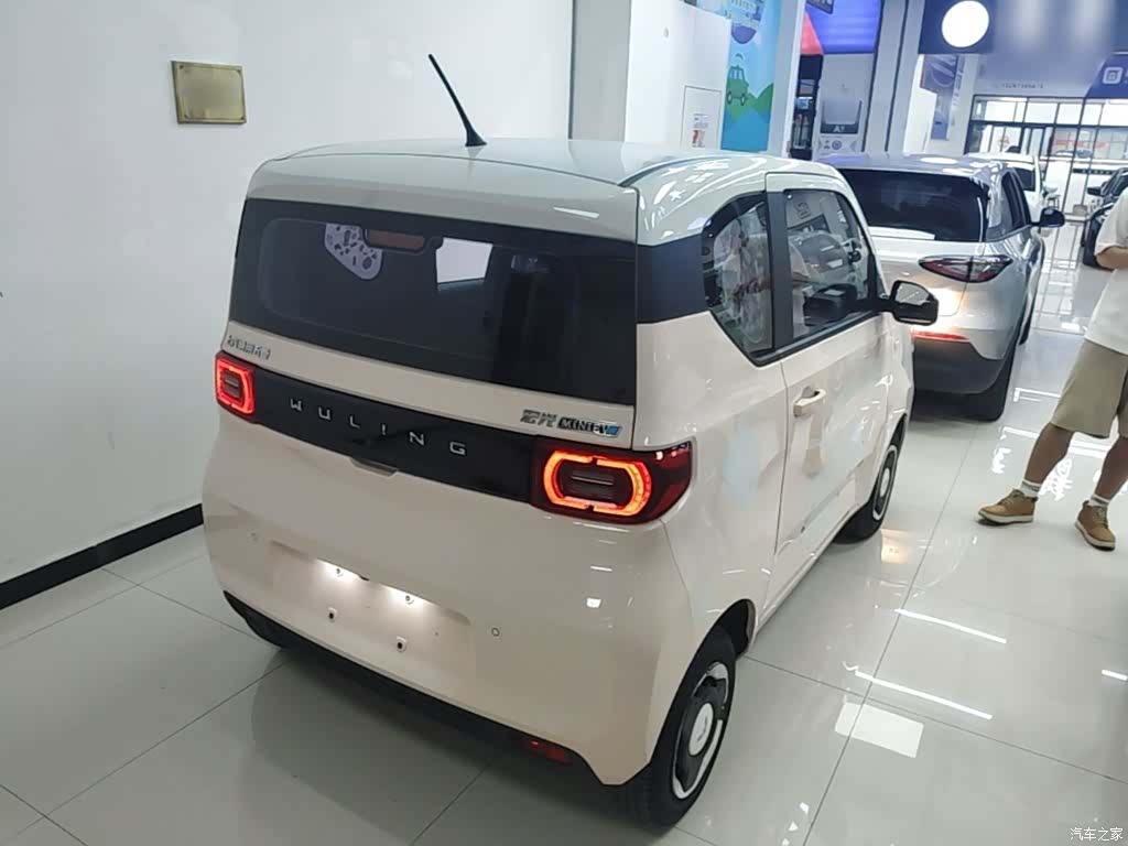 Wuling MINIEV, 2022 7