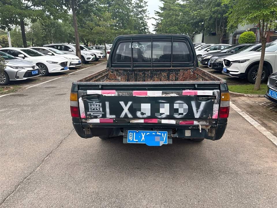 Isuzu RE-MAX