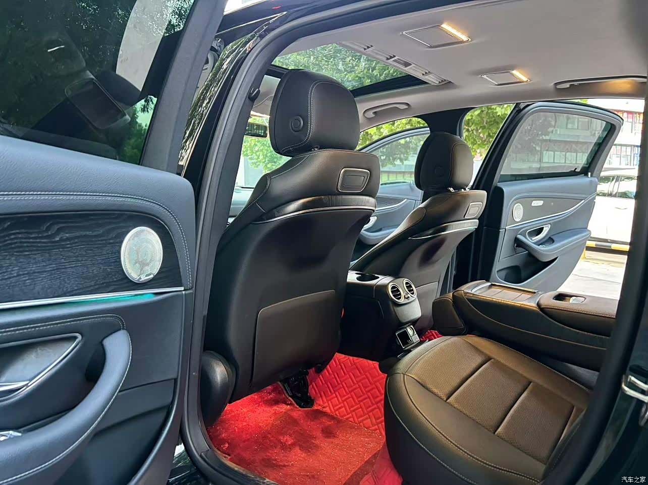 Mercedes-Benz E-Class, 2019 6