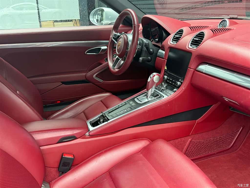 Porsche Cayman, 2019 12