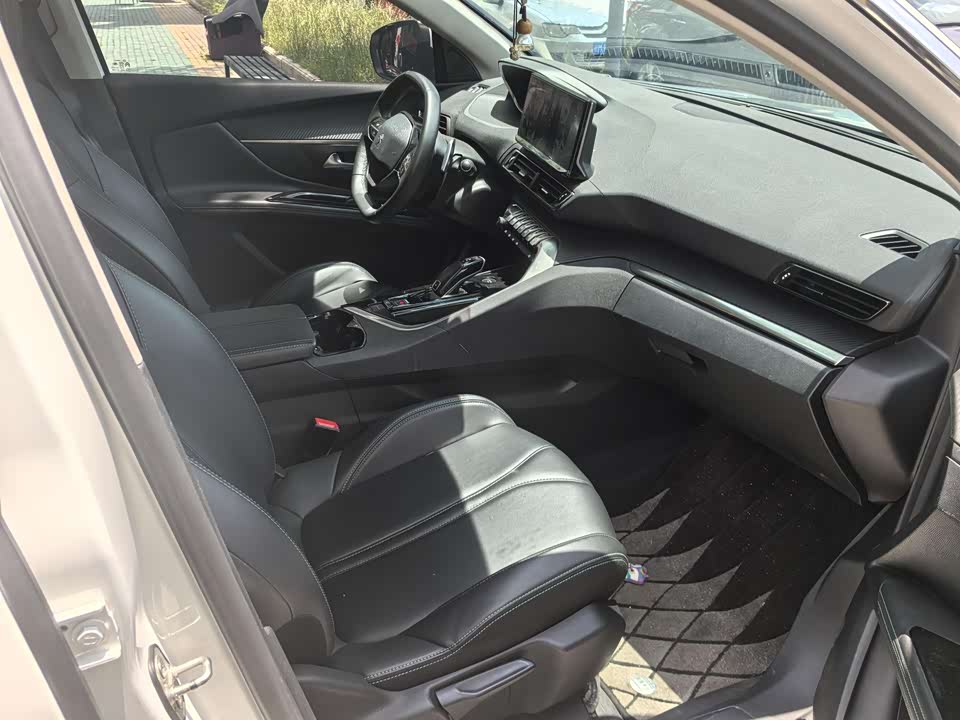 Peugeot 4008 Peugeot 4008