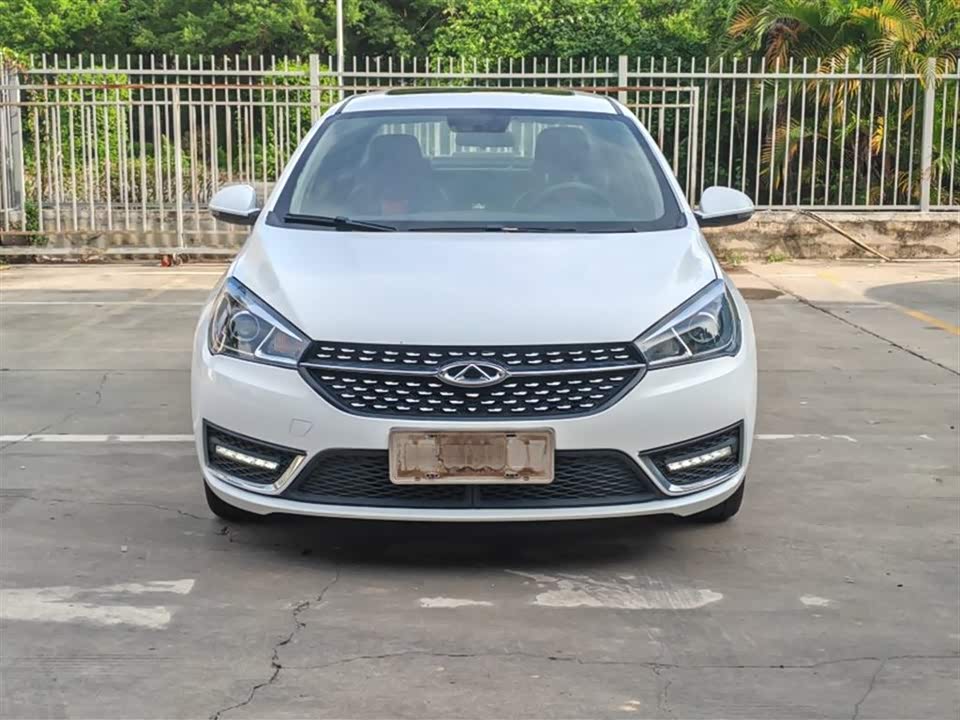 Chery Arrizo 5