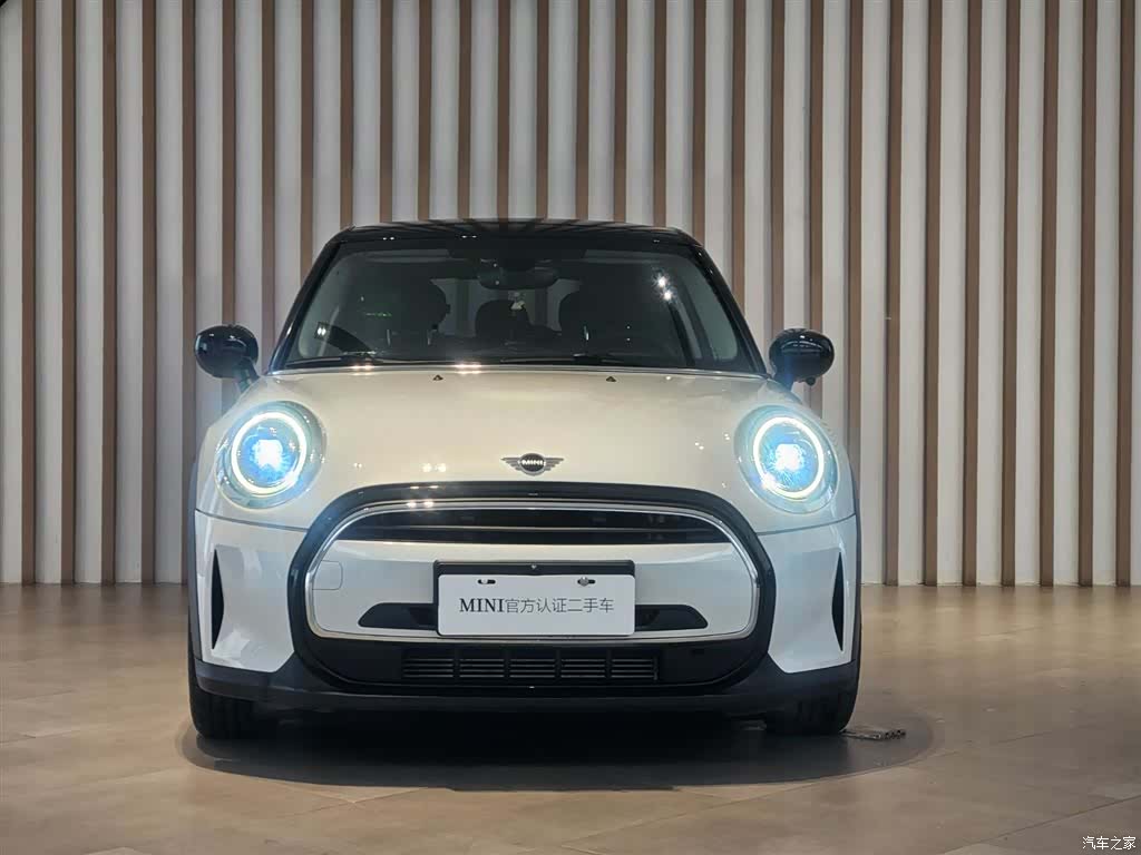 Mini Cooper, 2023 2
