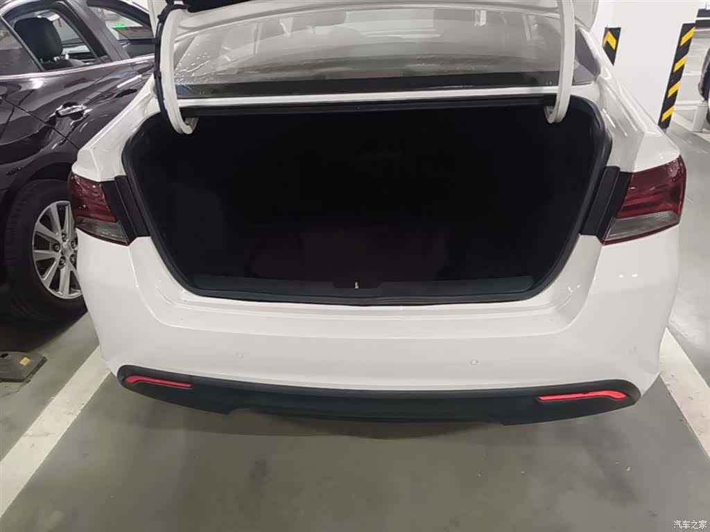 Kia GLS, 2018 19