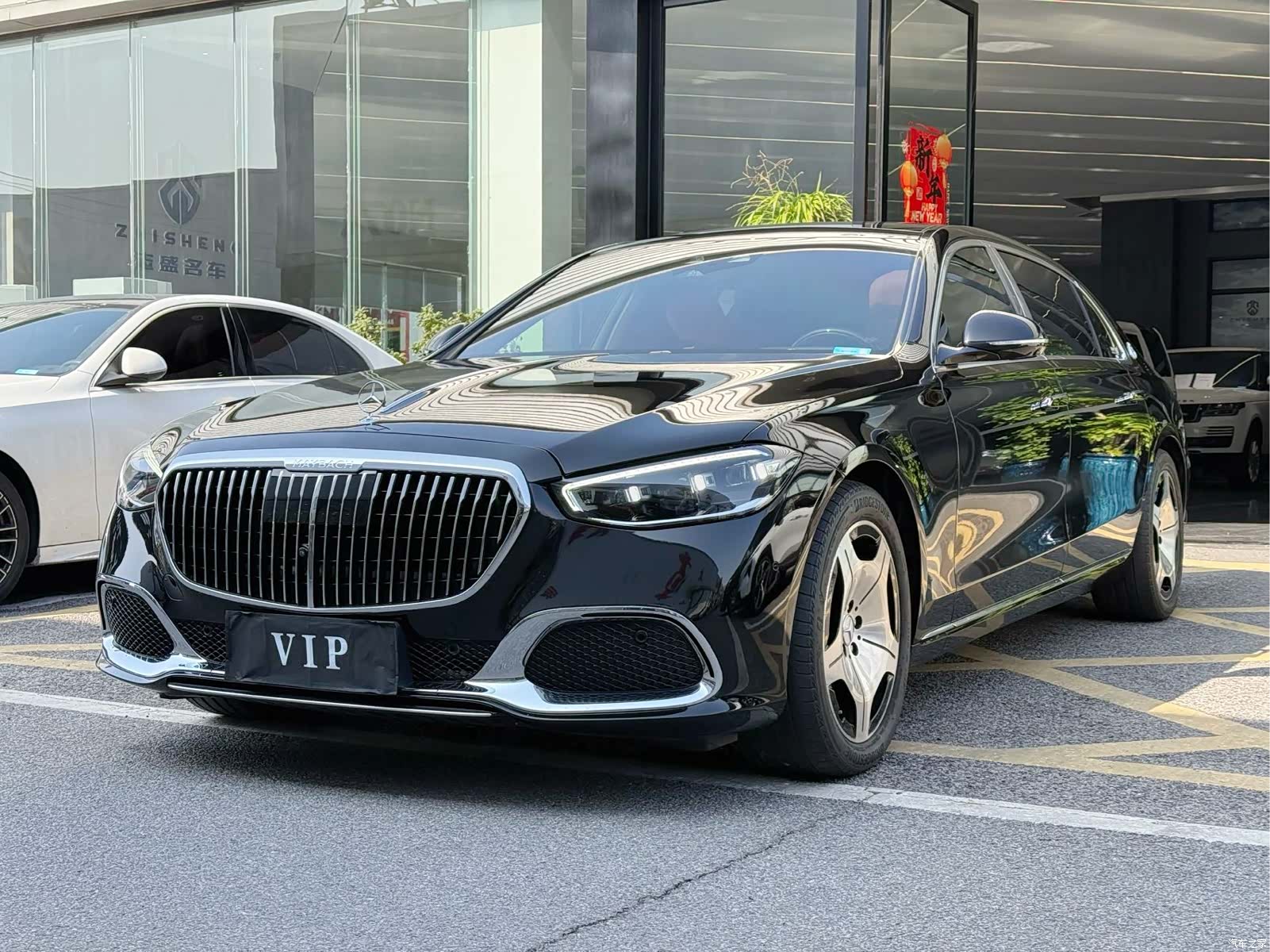 Maybach S-Class, 2024 1