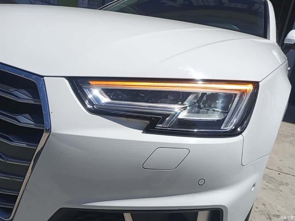 Audi A4L, 2020 24