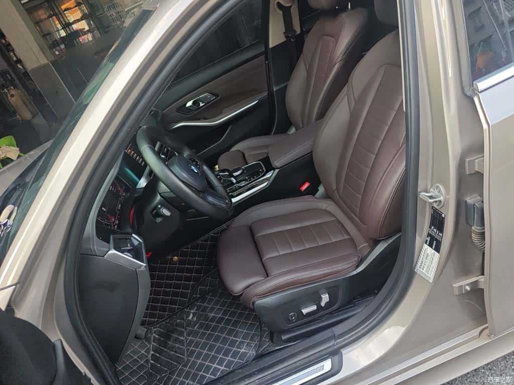 BMW 3 Series, 2020 12