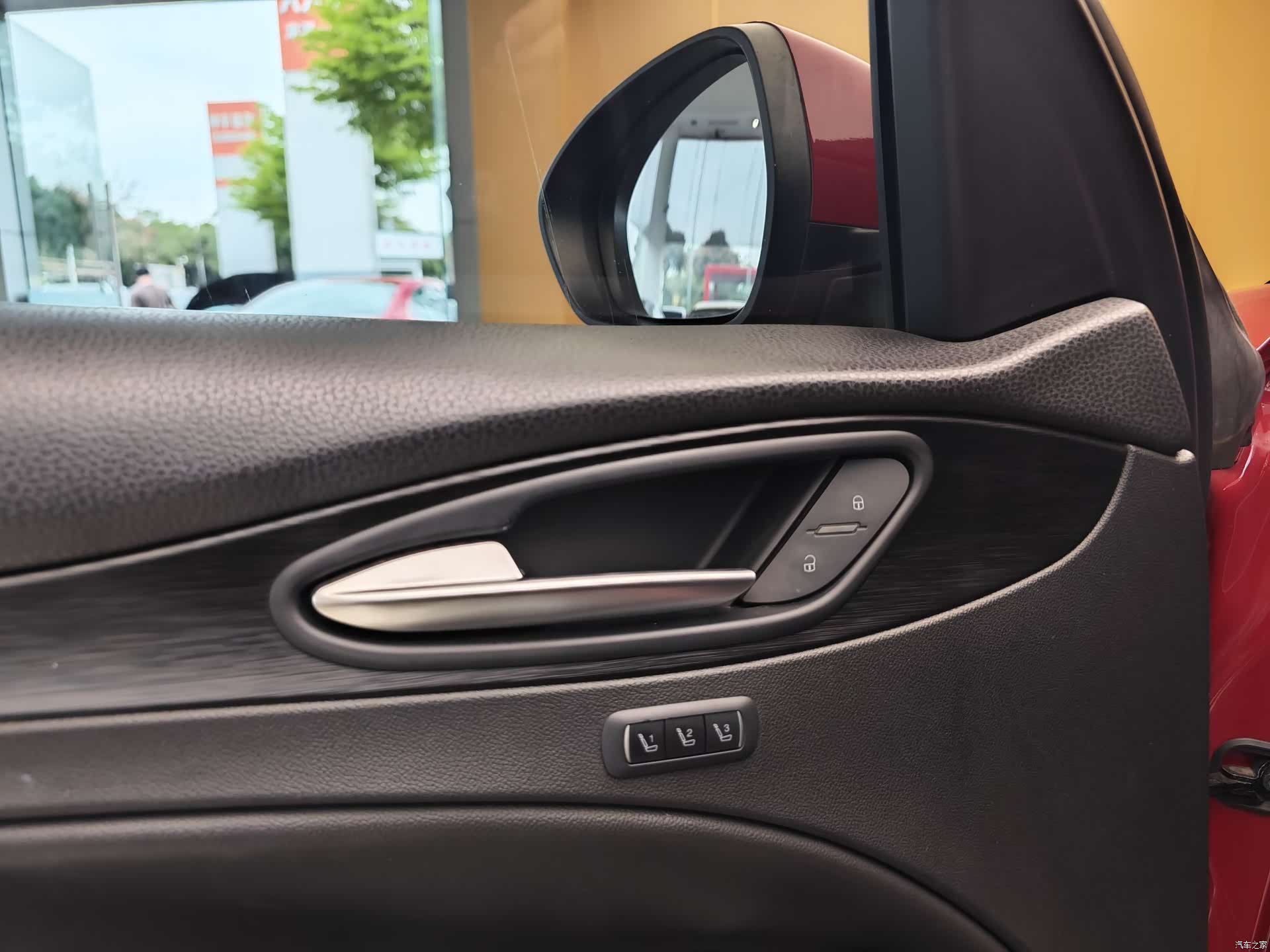 Alfa Romeo Stelvio, 2019 8