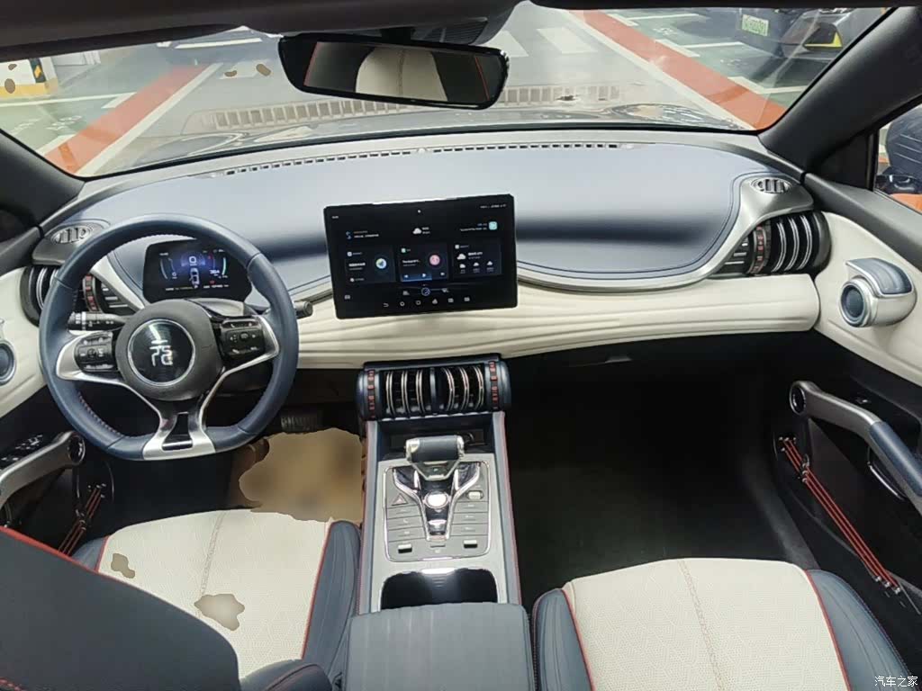 BYD Yuan, 2022 10