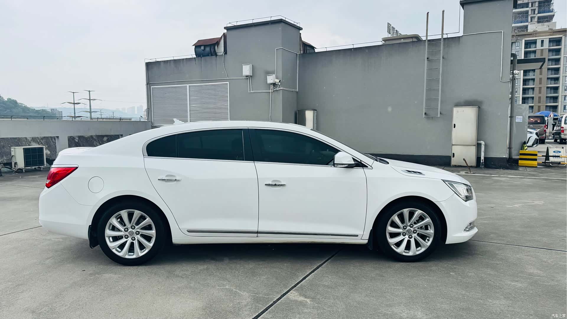 Buick LaCrosse, 2013 7