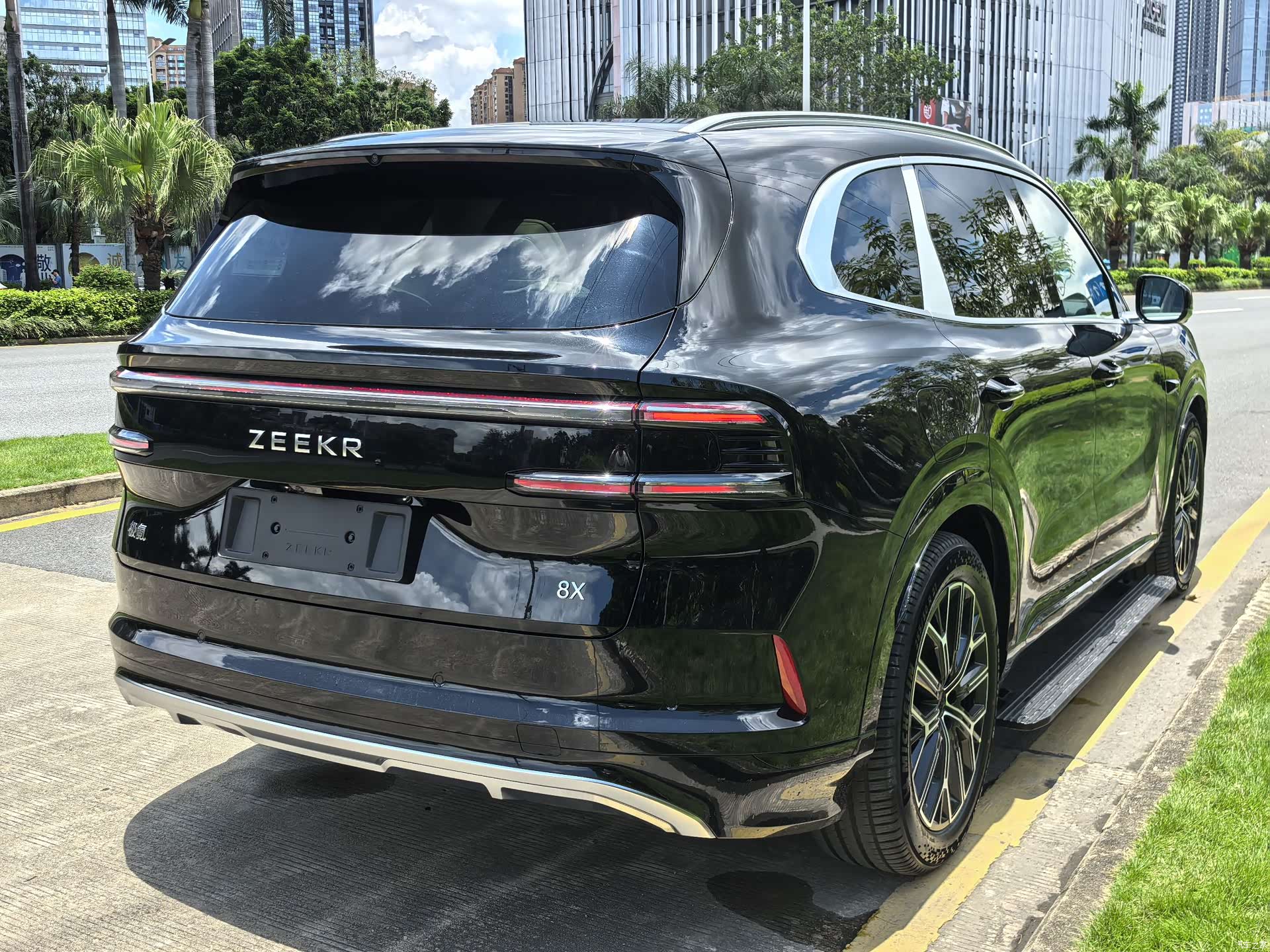 Zeekr X, 2026 10