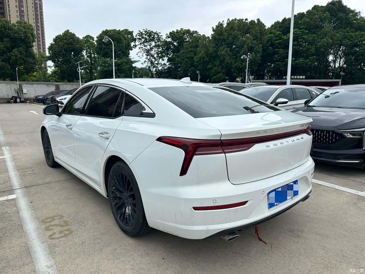 Bestune B70, 2022 9