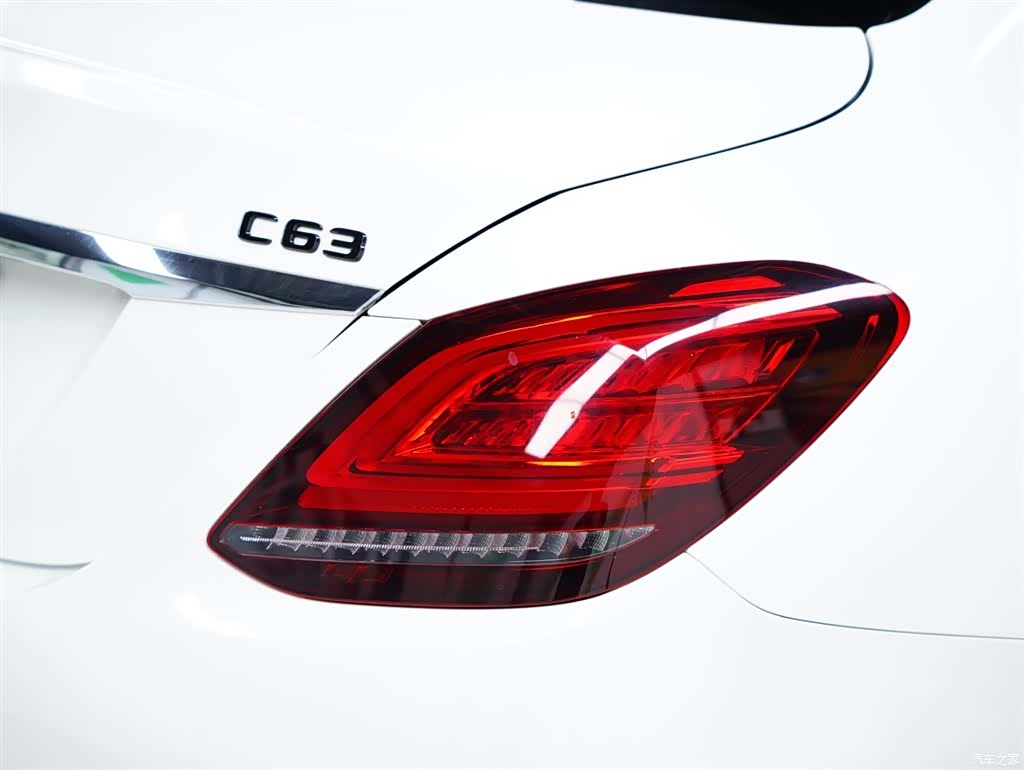 Mercedes-Benz C-Class, 2019 4