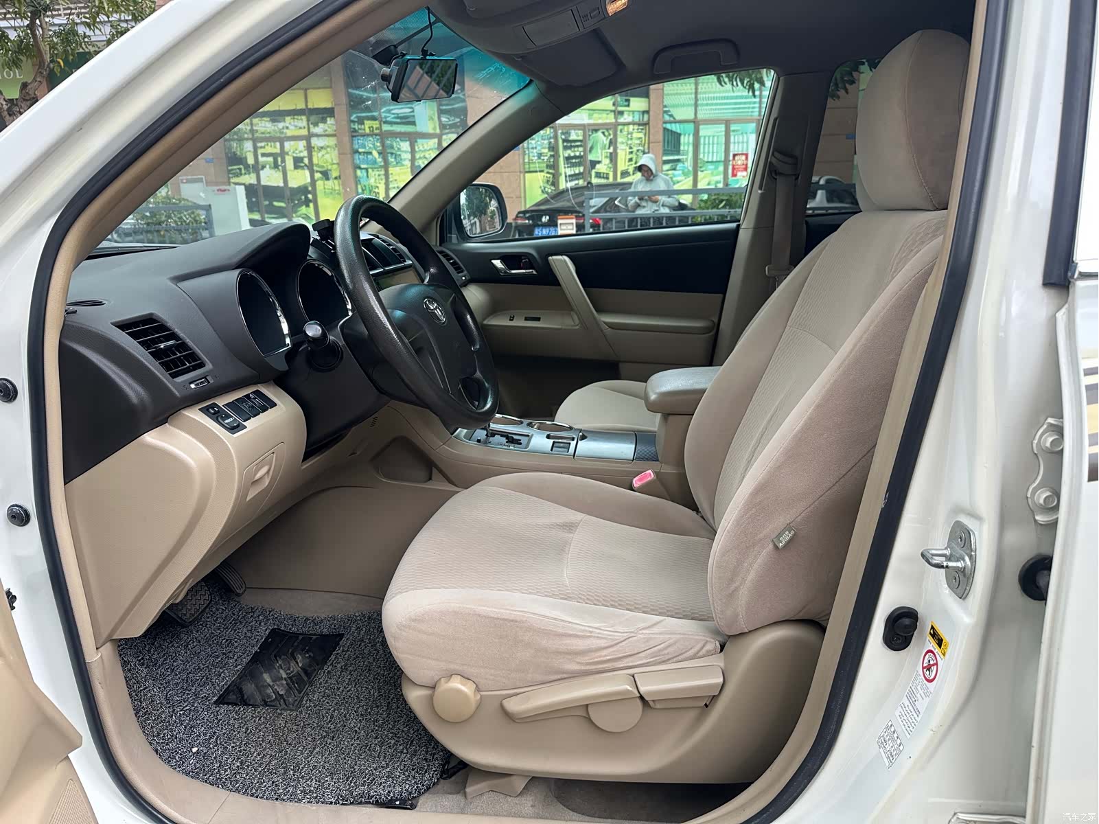 Toyota Highlander, 2011 4